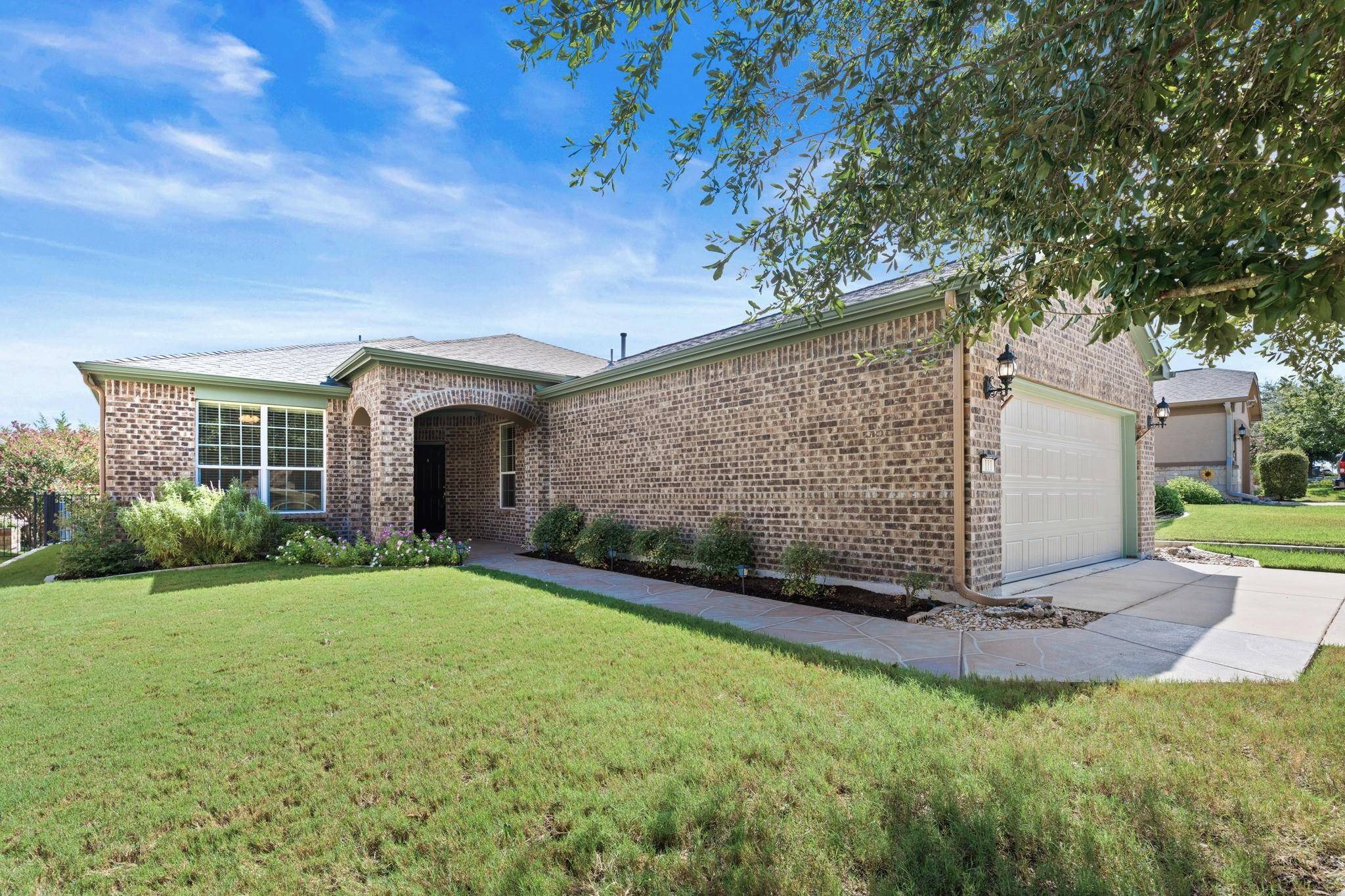 111 Cathedral Mountain PASS, Georgetown, TX 78633