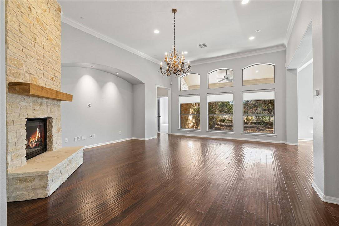 4705 Mont Blanc DR, Bee Cave, TX 78738