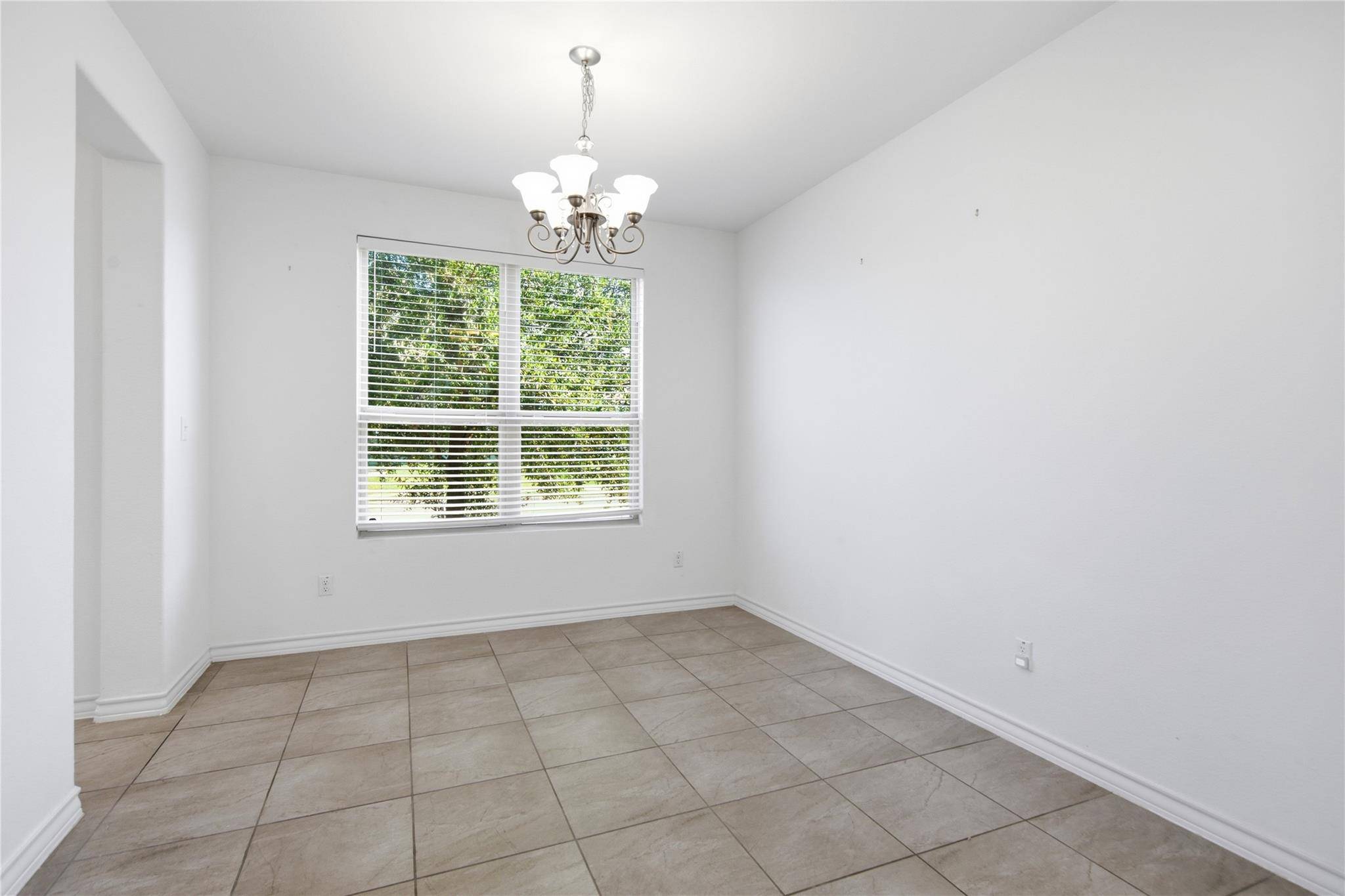 701 S San Marcos ST, Manor, TX 78653