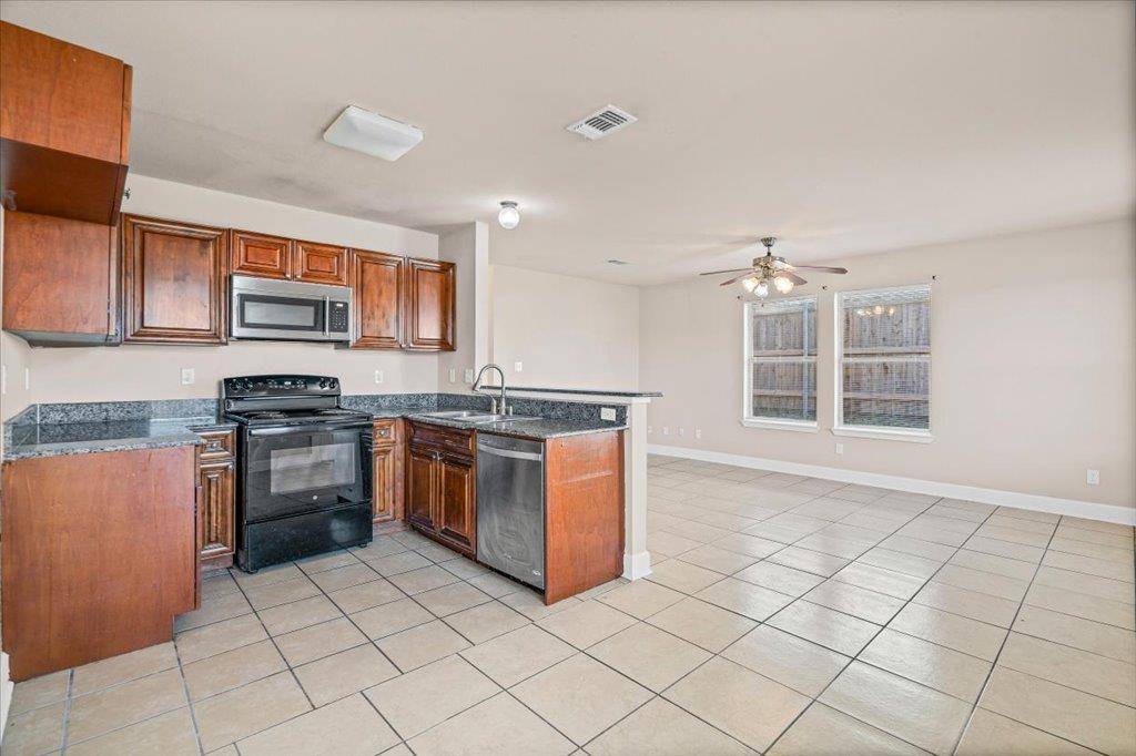 1503 Claremont CIR, Marble Falls, TX 78654