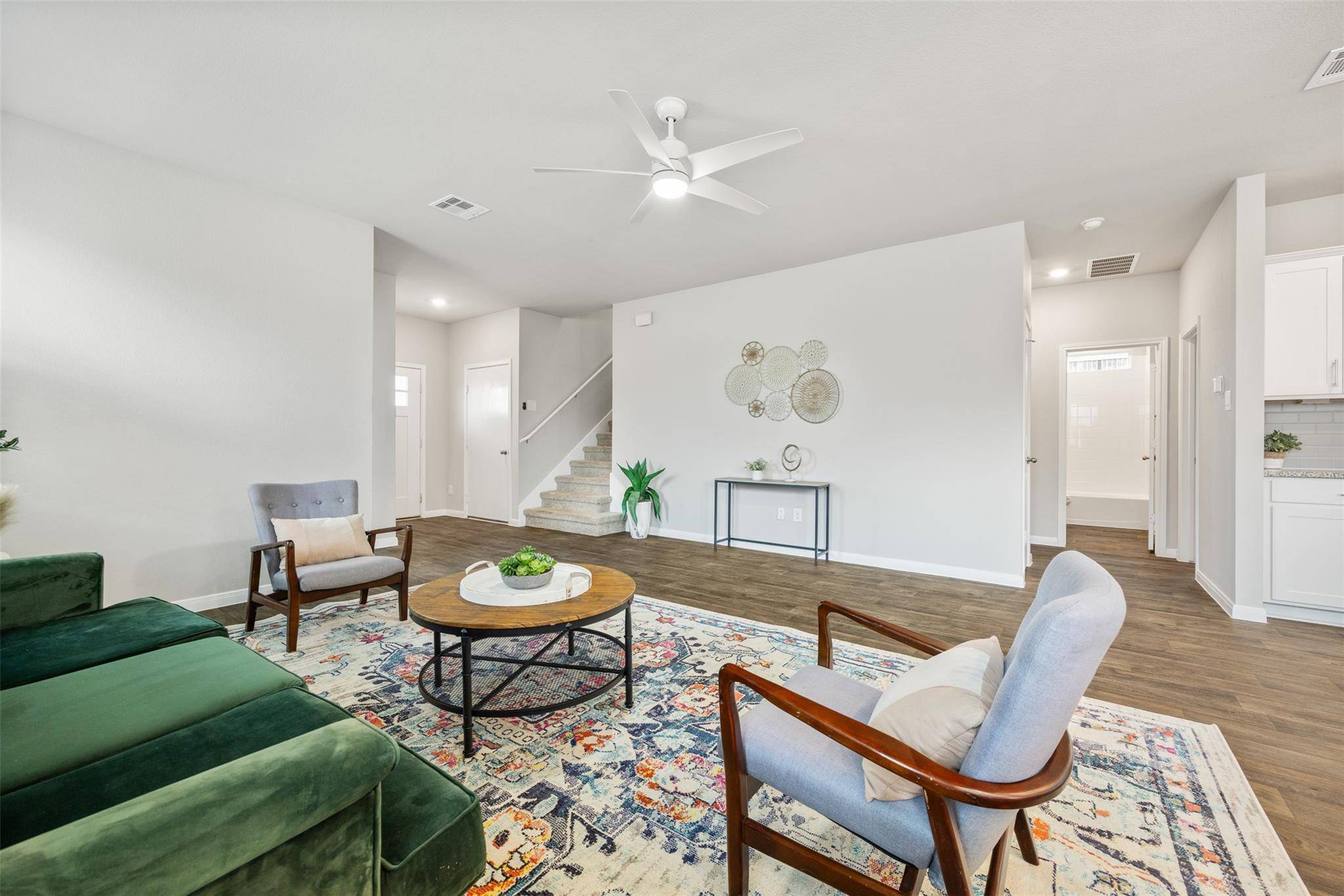 104 Sky Meadows CIR, San Marcos, TX 78666