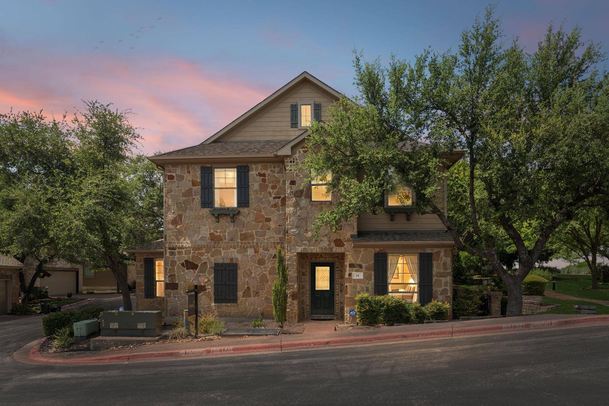 11400 W Parmer LN #14, Cedar Park, TX 78613