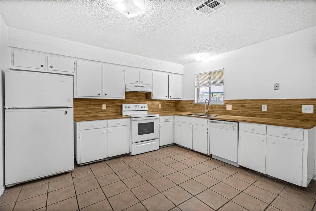 1601 Taylor Gaines St #A, Austin, TX 78741