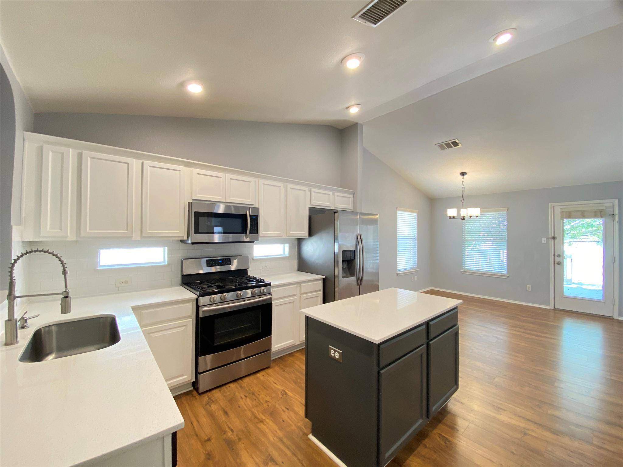 117 Yucca House DR, Pflugerville, TX 78660
