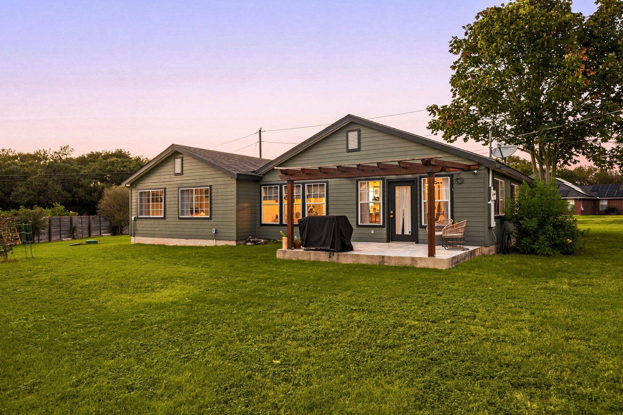 100 Deer Clearing, Kyle, TX 78640
