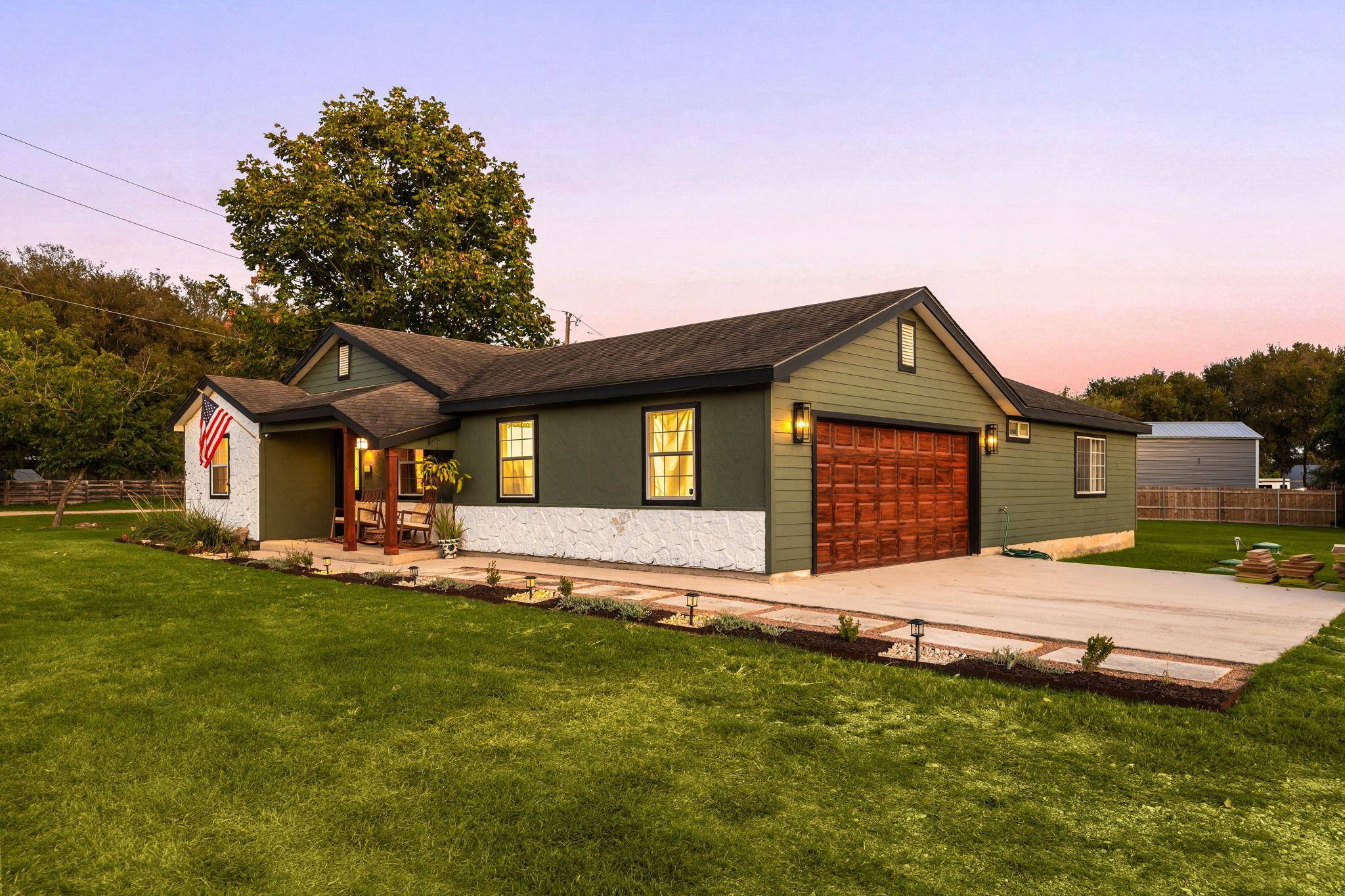 100 Deer Clearing, Kyle, TX 78640