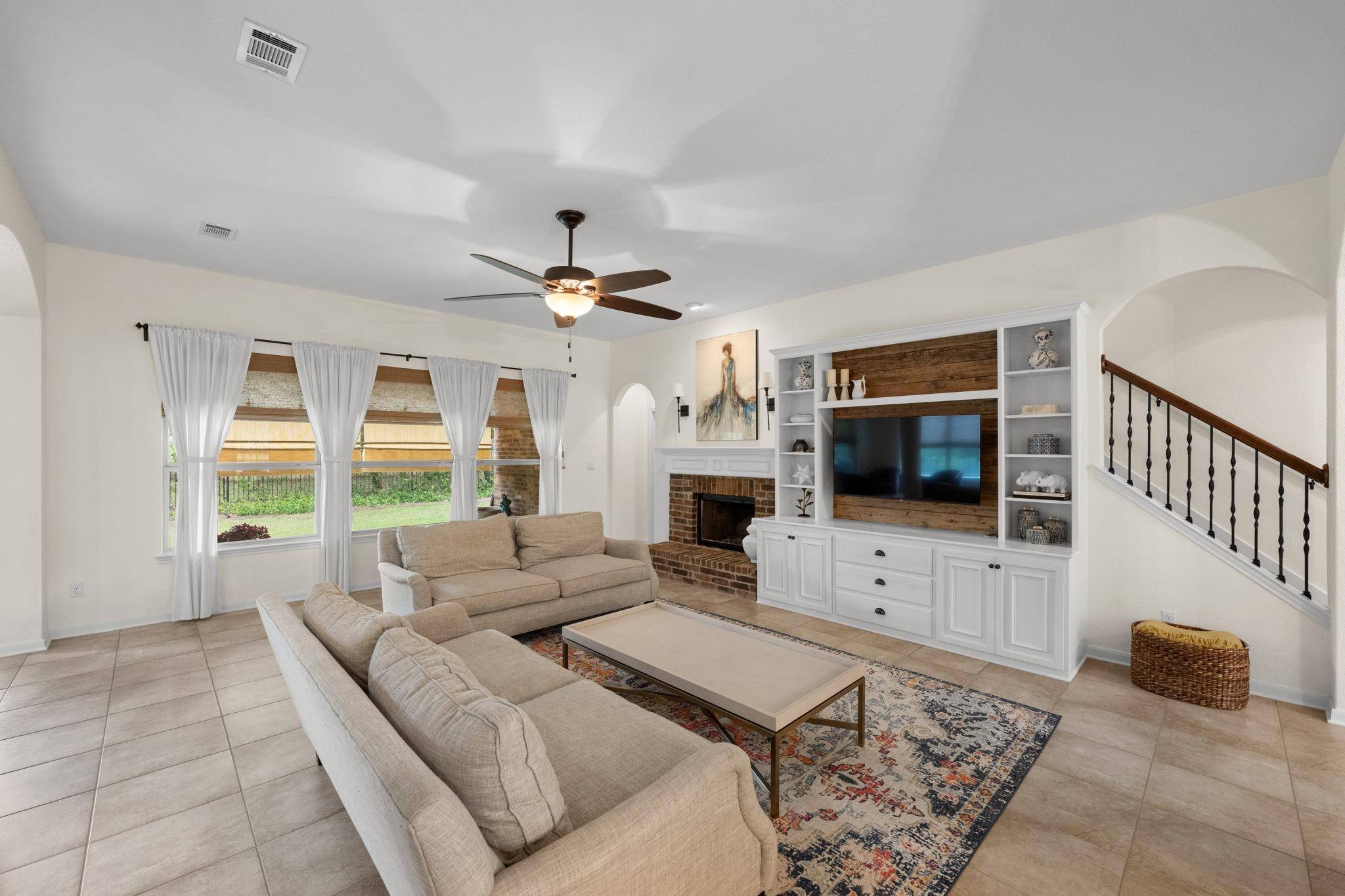 5025 Pyrenees PASS, Bee Cave, TX 78738