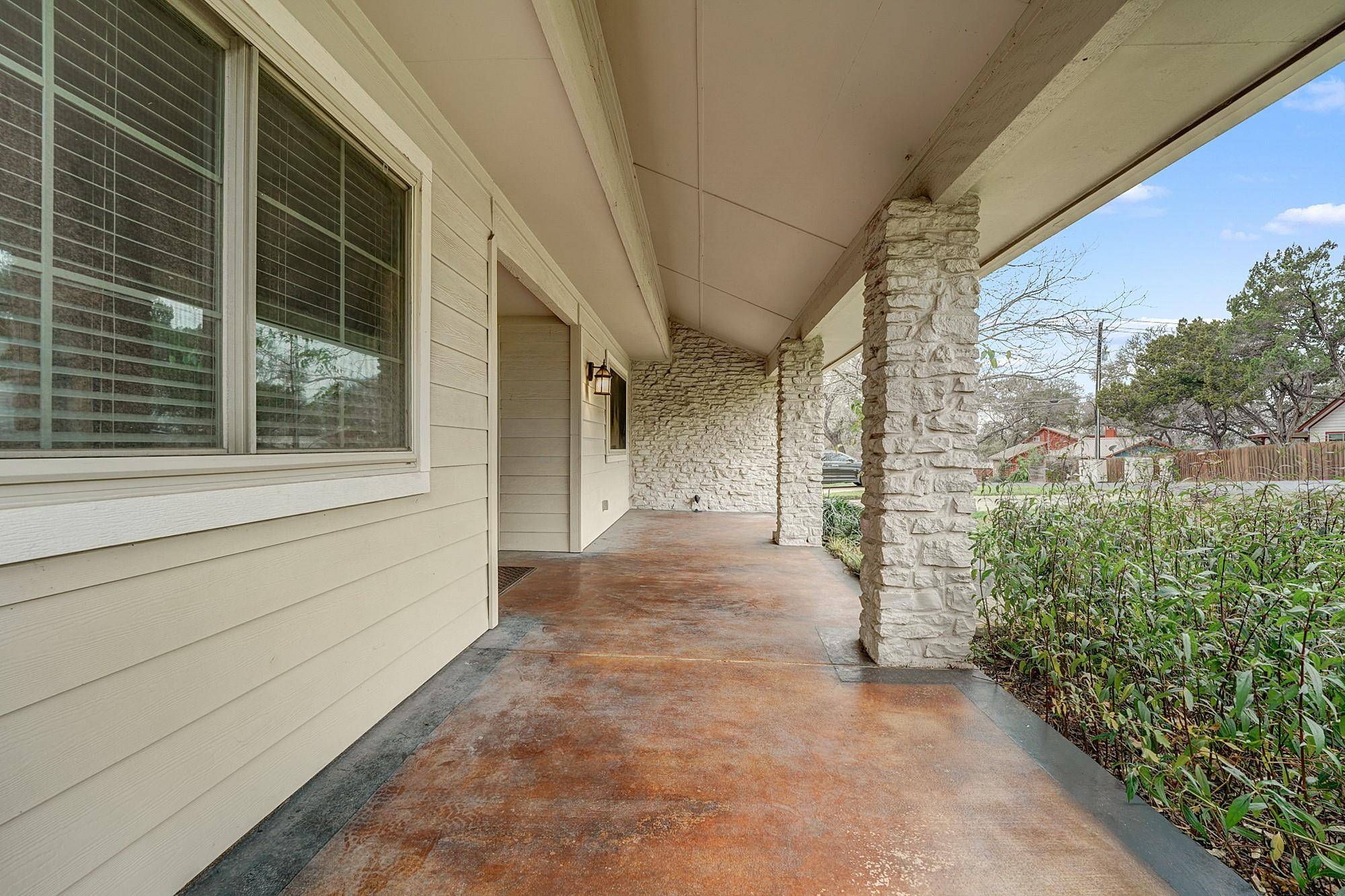 8001 Manassas DR, Austin, TX 78745
