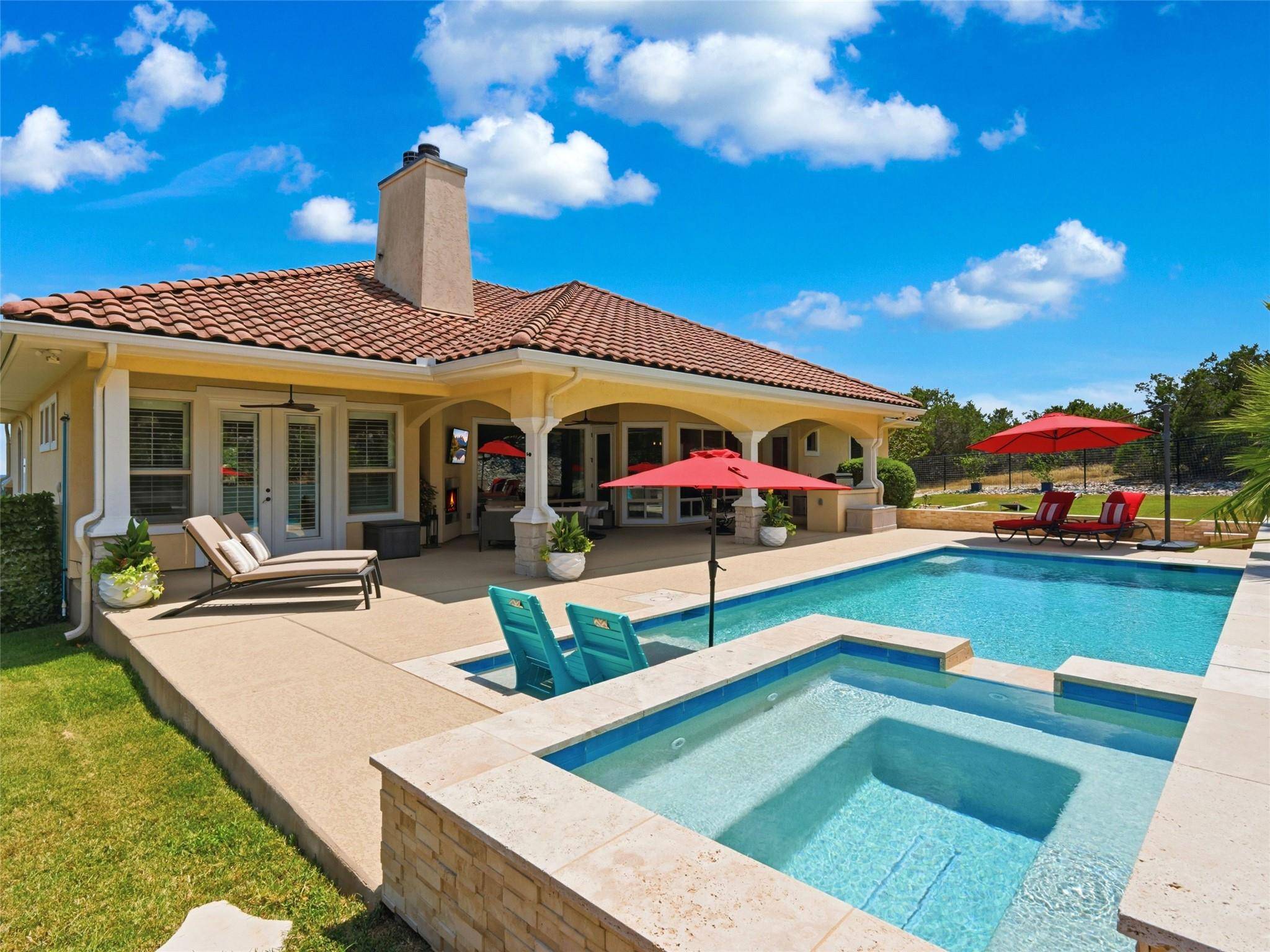 324 Valley Lodge, New Braunfels, TX 78132