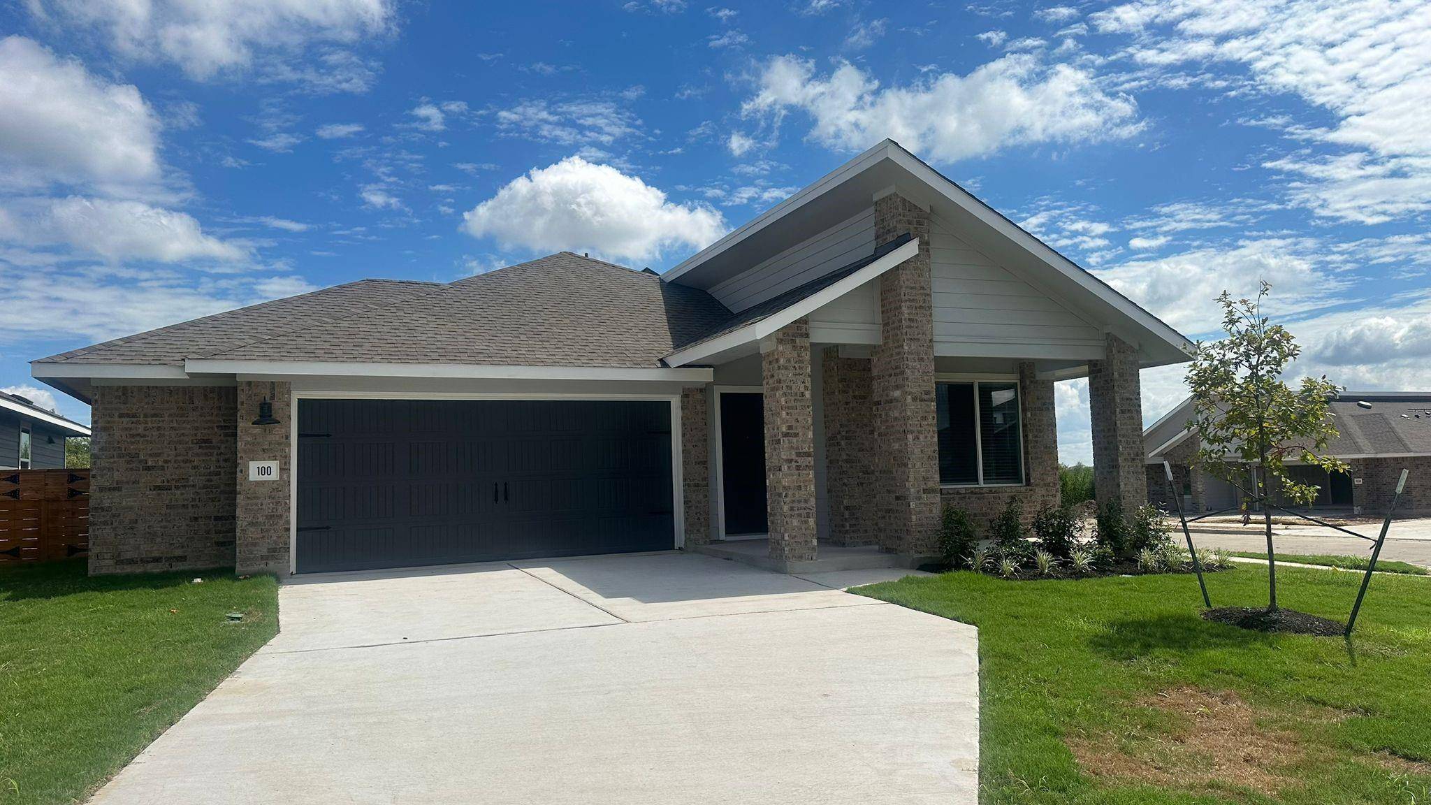 100 Tofalla, Kyle, TX 78640