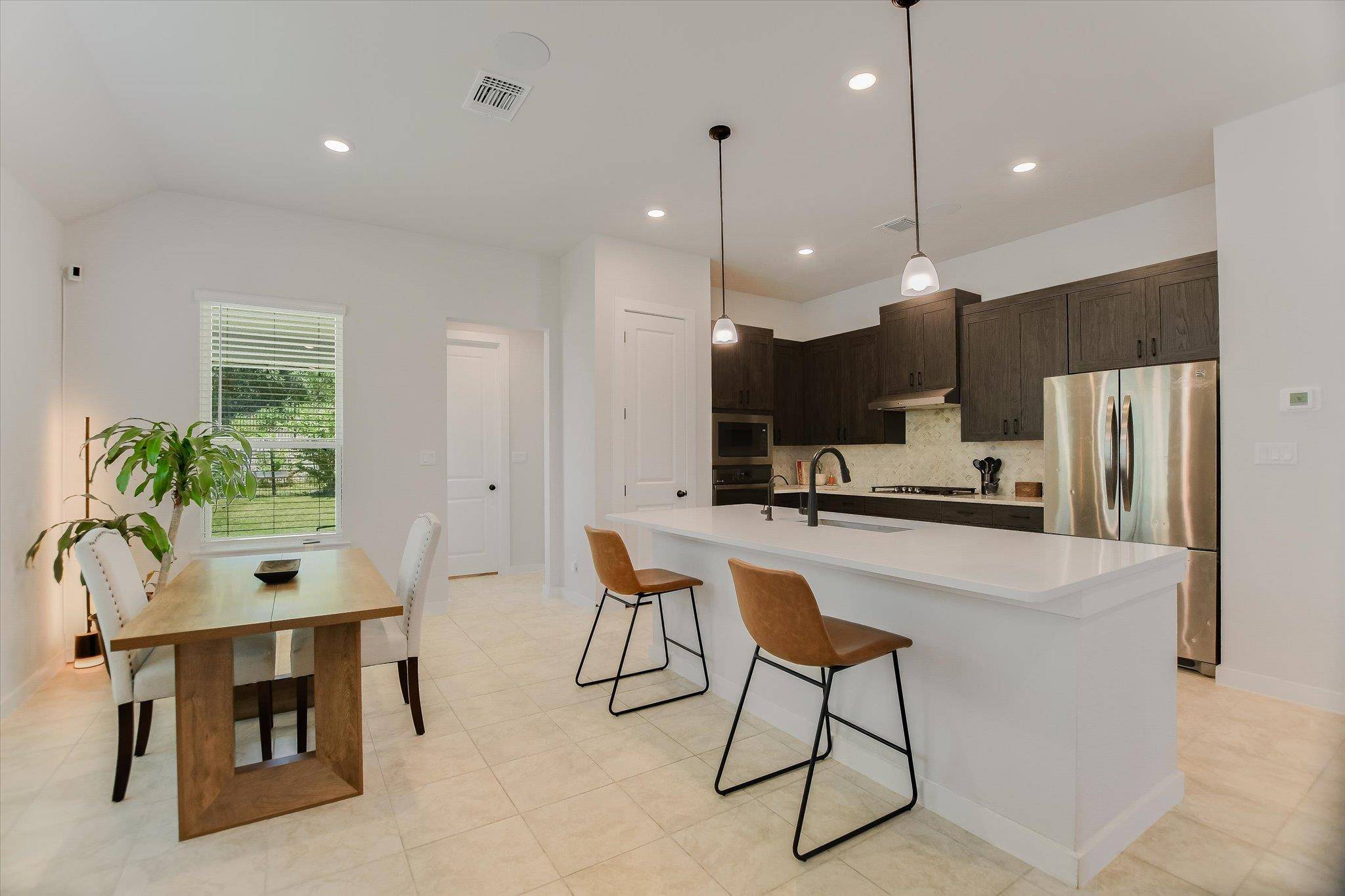 972 Leaning Oak LN, Georgetown, TX 78628