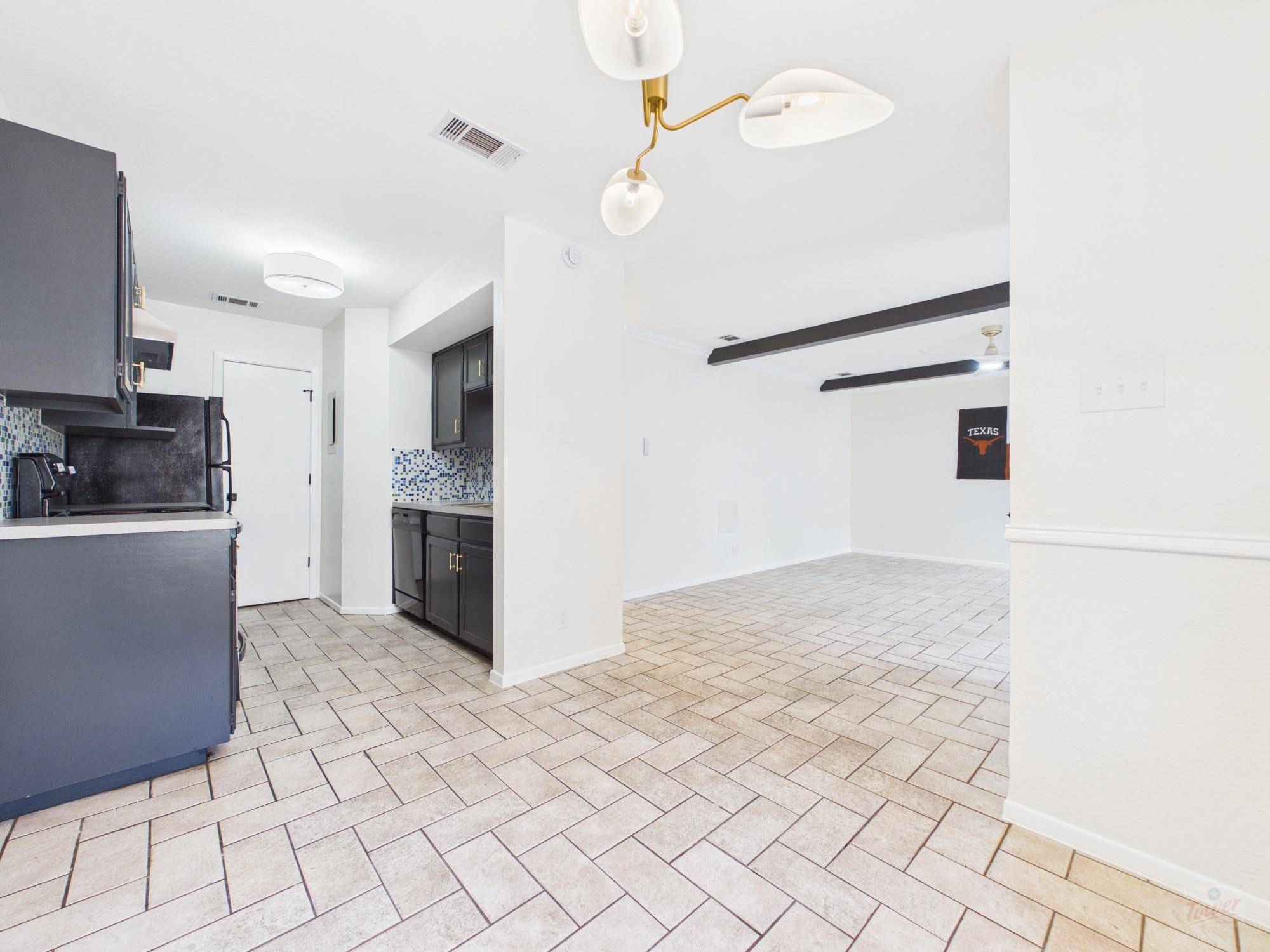2907 Pearl ST #102, Austin, TX 78705