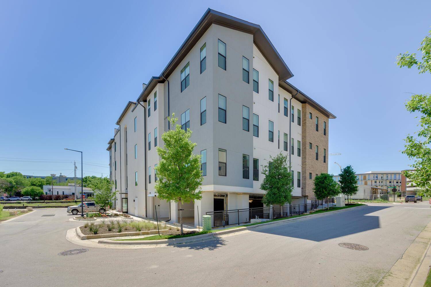 4325 Jackson Ave #2105, Austin, TX 78731