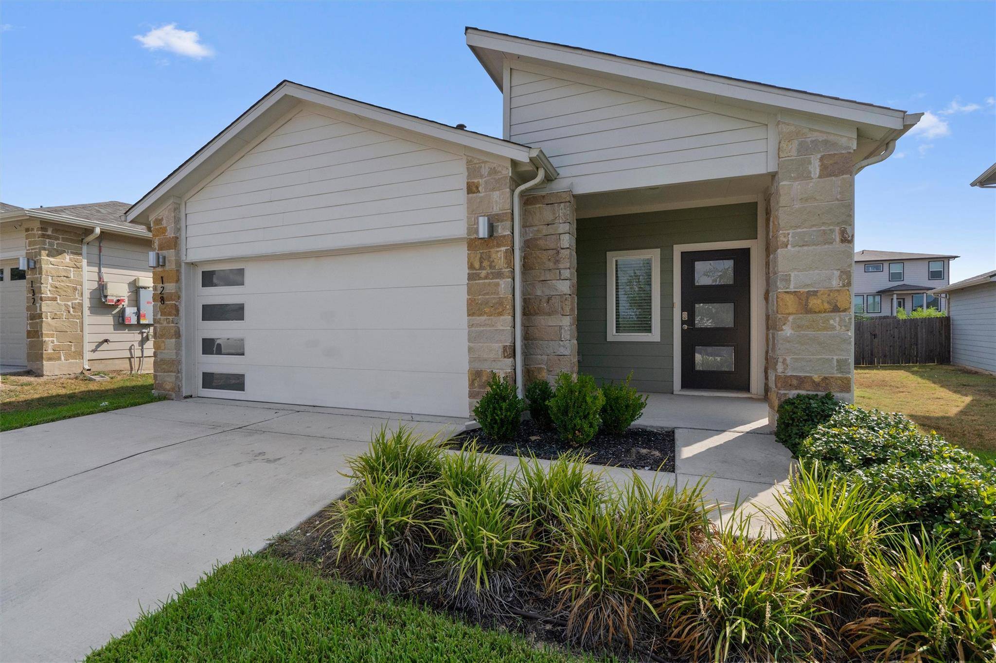 128 Scarborough WAY, San Marcos, TX 78666