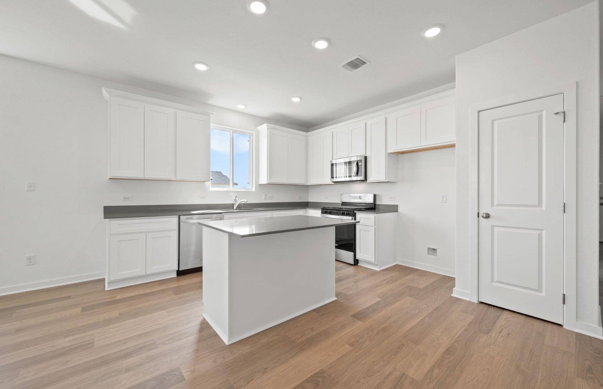157 Lindheimer LN, San Marcos, TX 78666