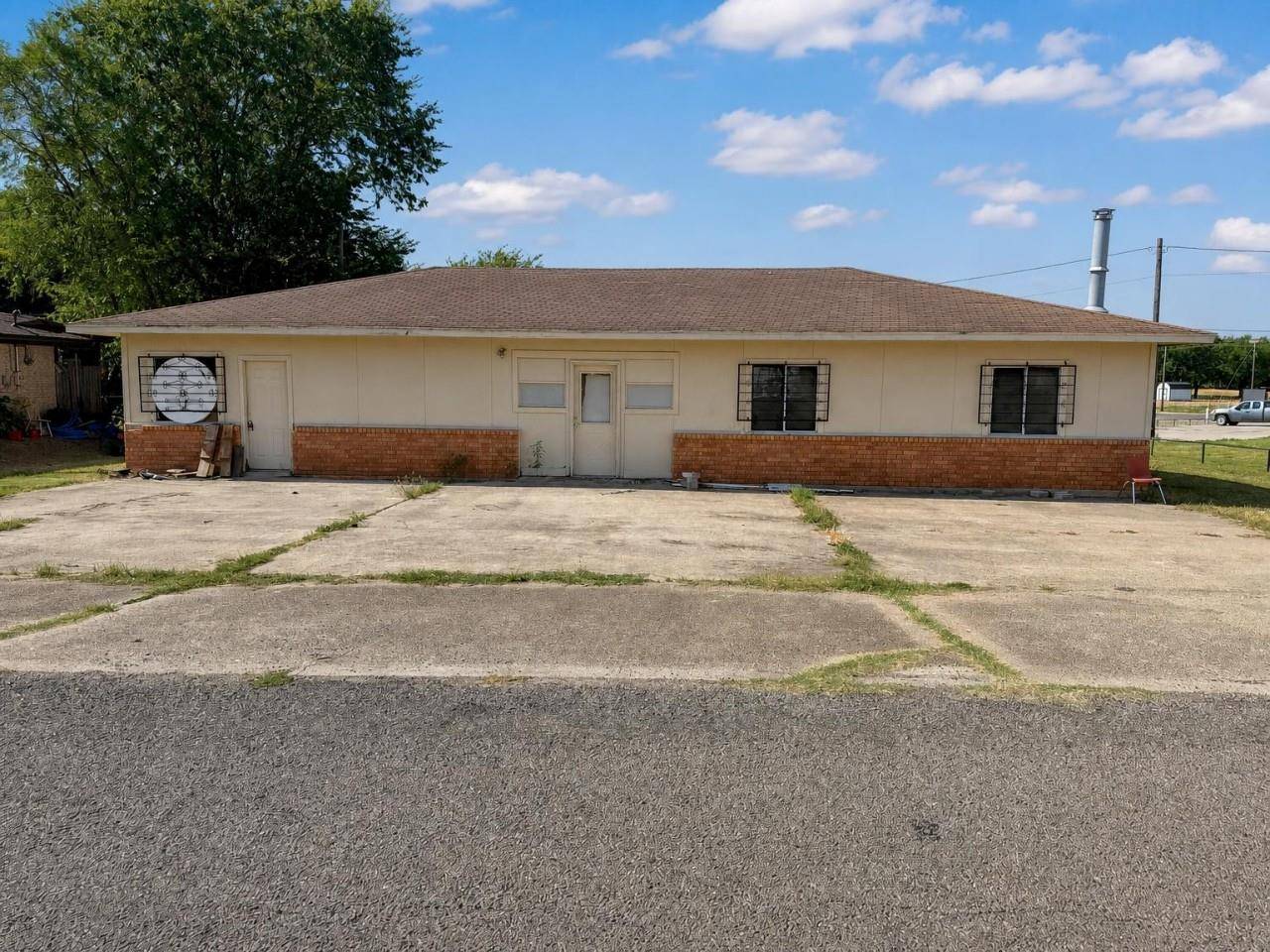 104 Gateway CIR, Gatesville, TX 76528