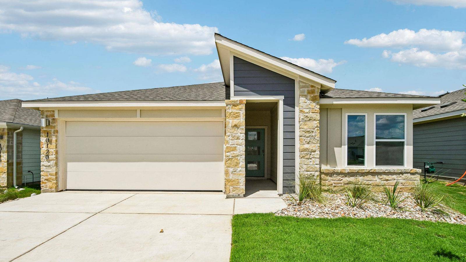 10120 Curb Strap DR, Austin, TX 78724