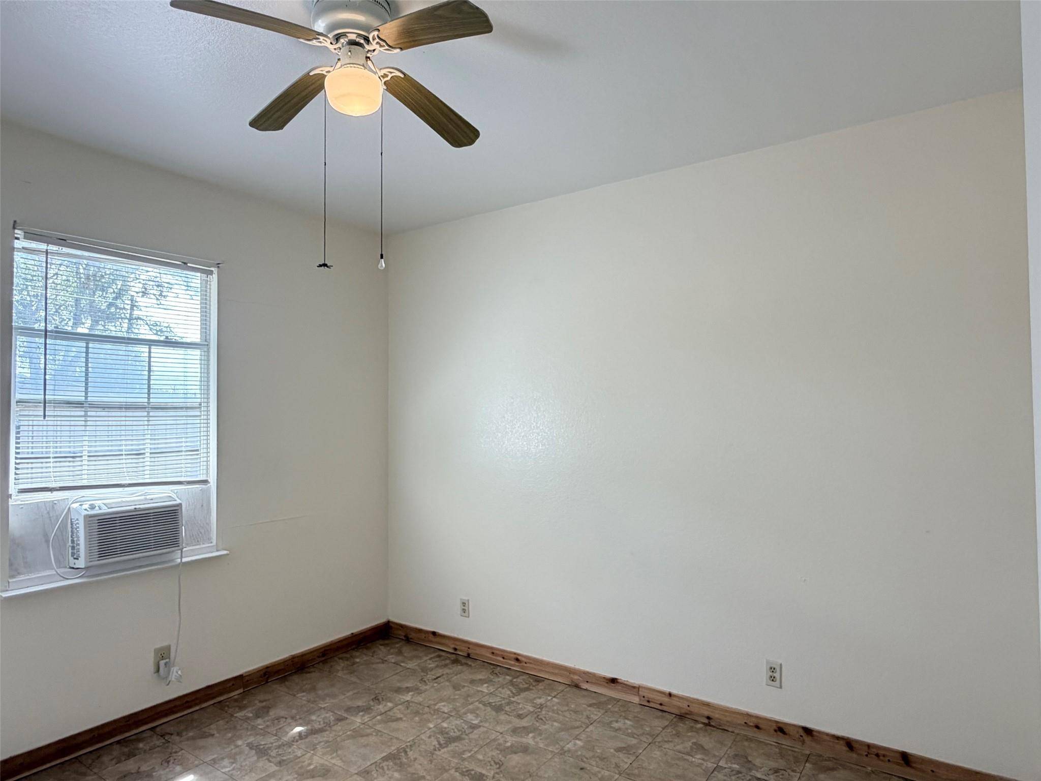 251 Zimmerman Ave #D, Bastrop, TX 78602