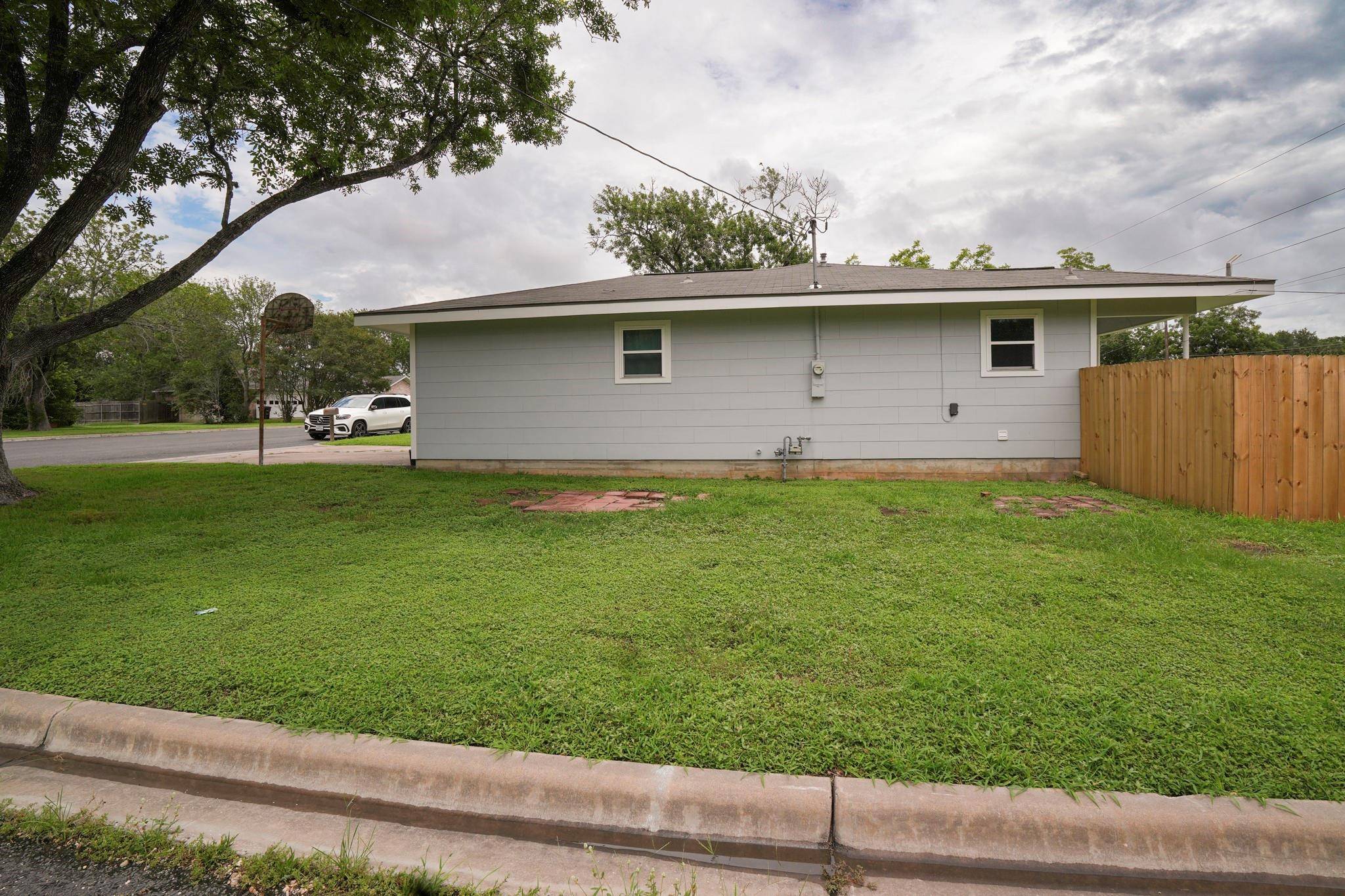 Address not disclosed, Schulenburg, TX 78956
