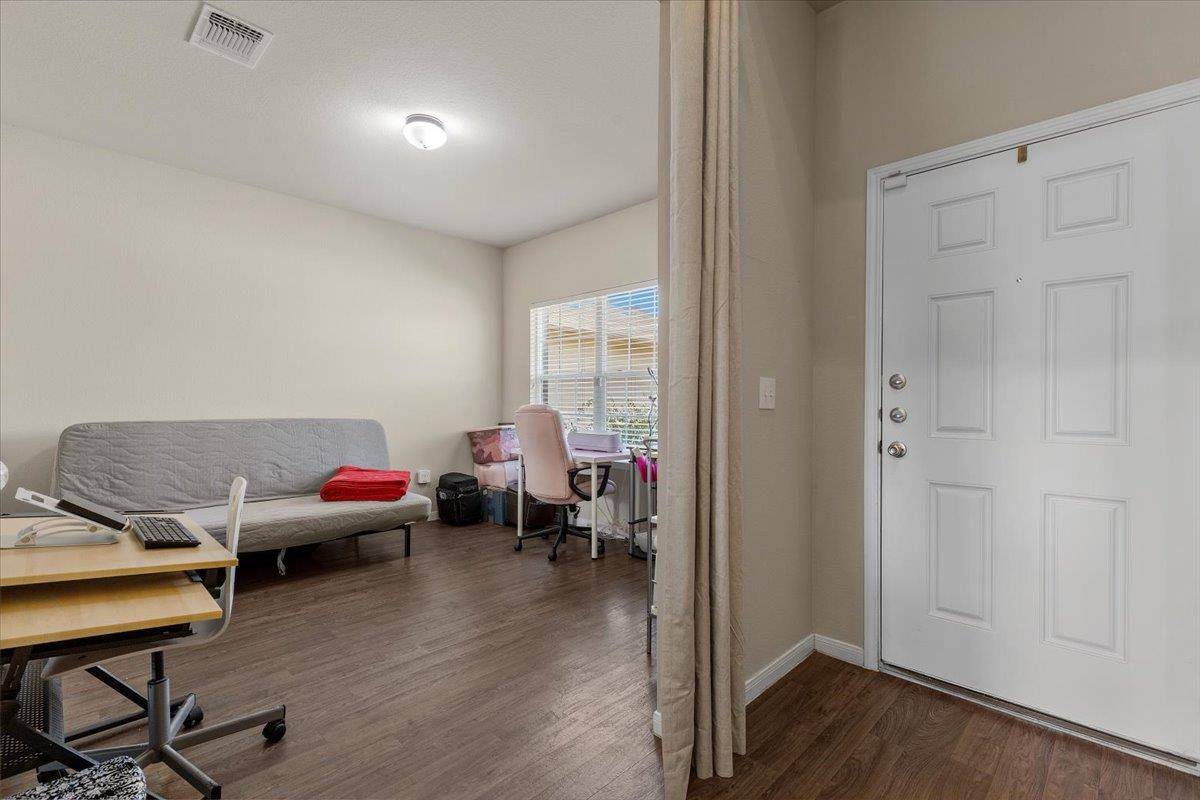 11913 Riparian RD, Manor, TX 78653