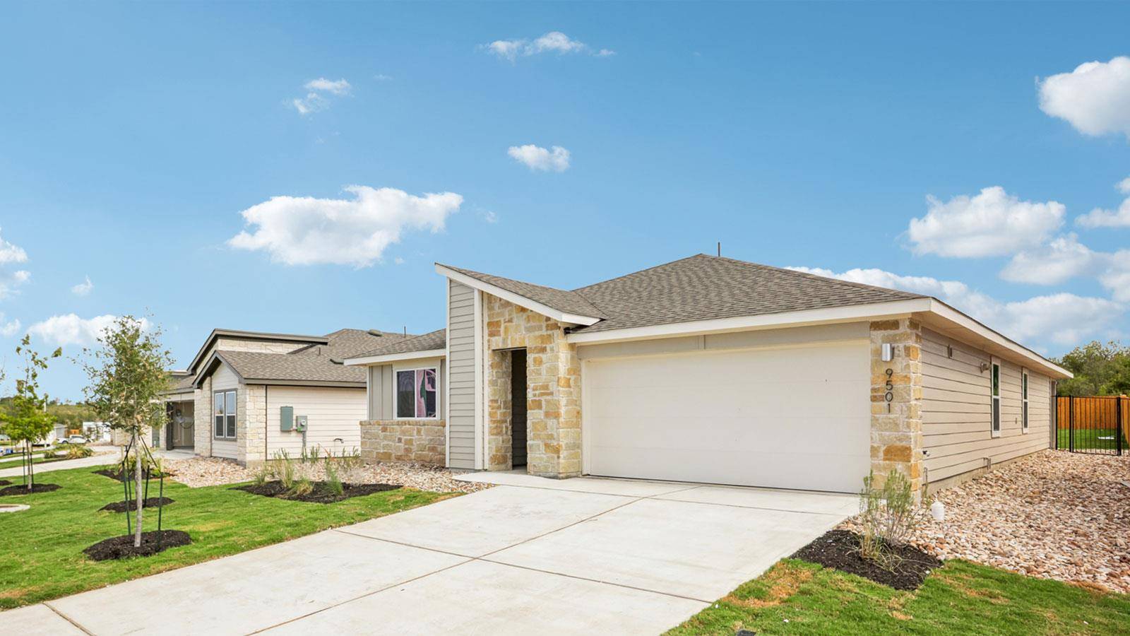 9501 Buckstitch Saddle DR, Austin, TX 78724