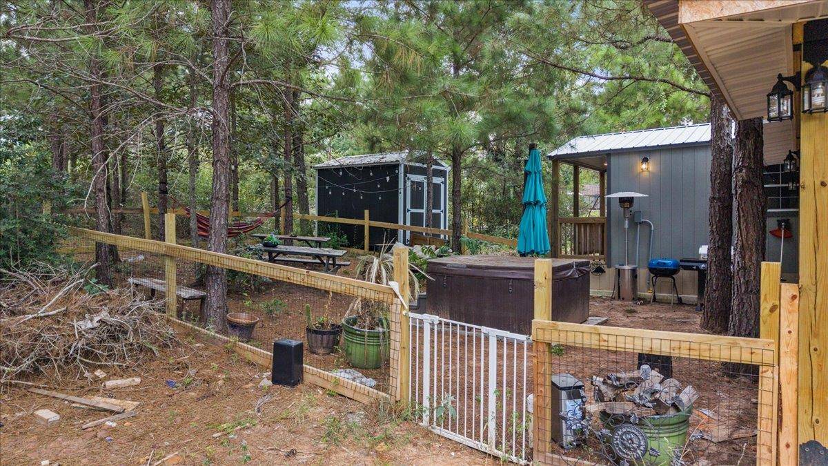 259 259 Pinehill Dr DR, Bastrop, TX 78602