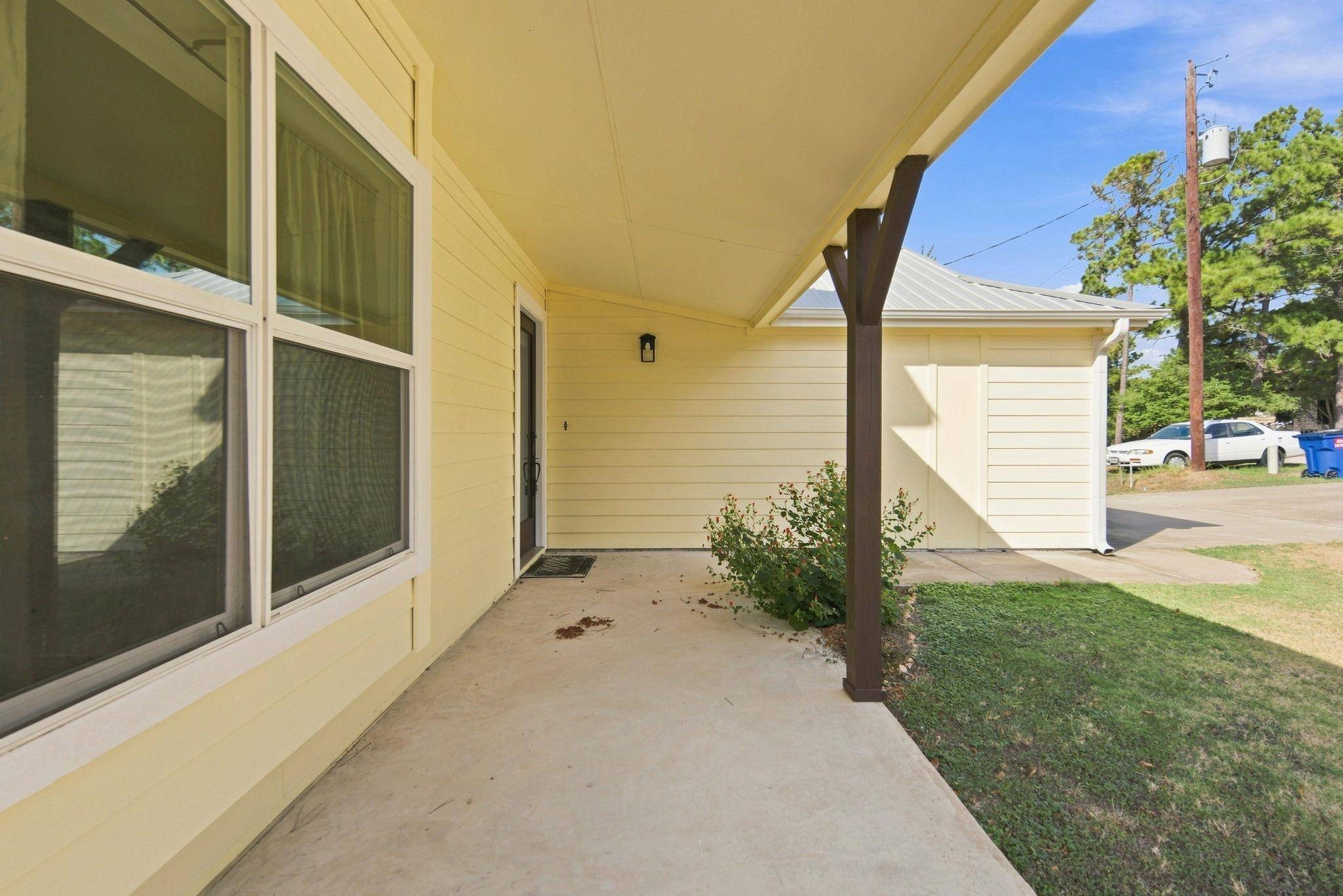 113 Lei CT, Bastrop, TX 78602