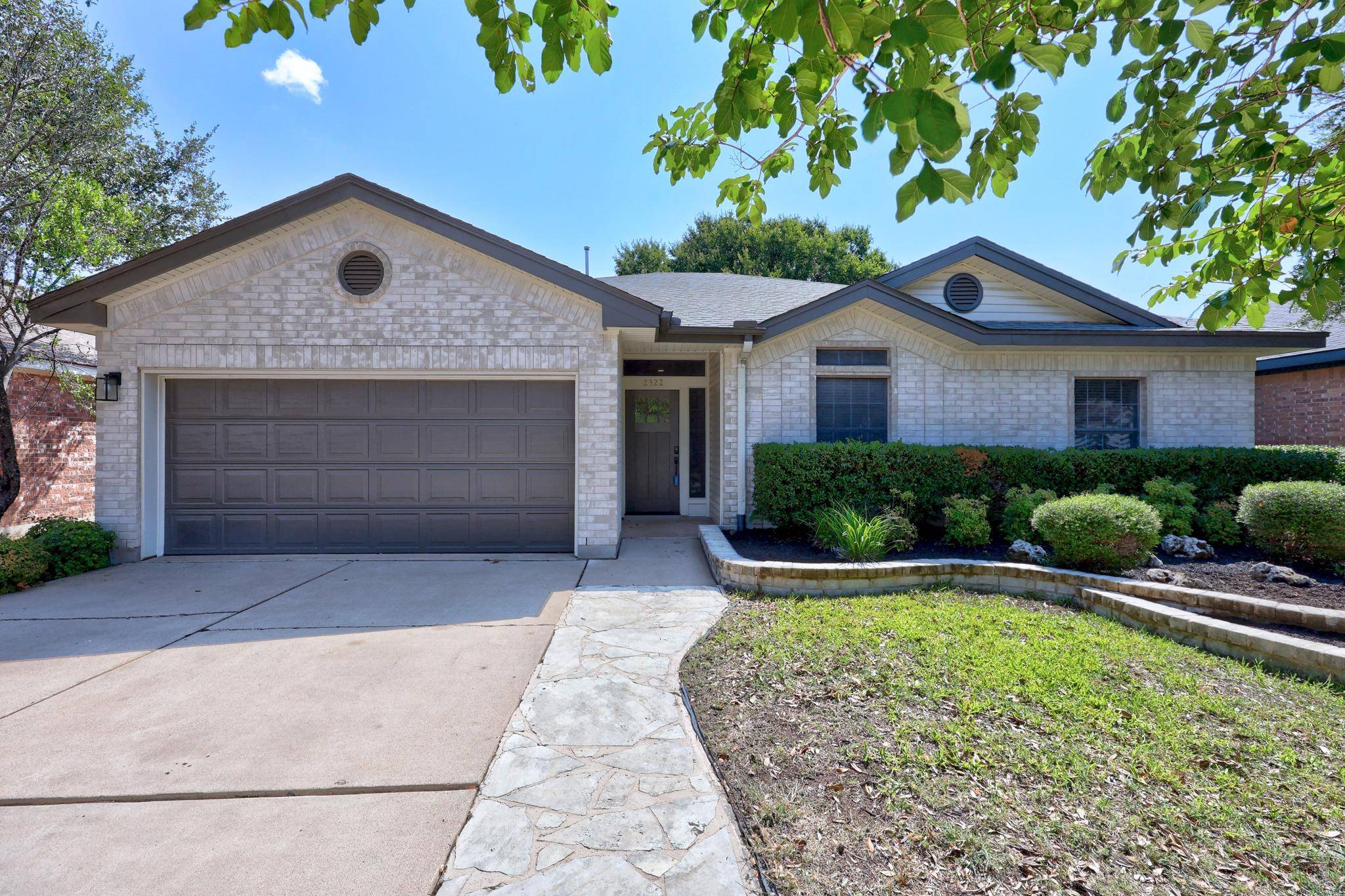 2322 Loquat LN, Round Rock, TX 78664