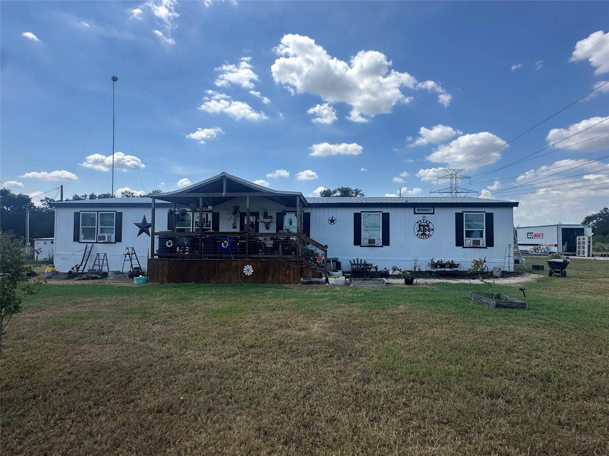 2281 County Road 458, Thorndale, TX 76577