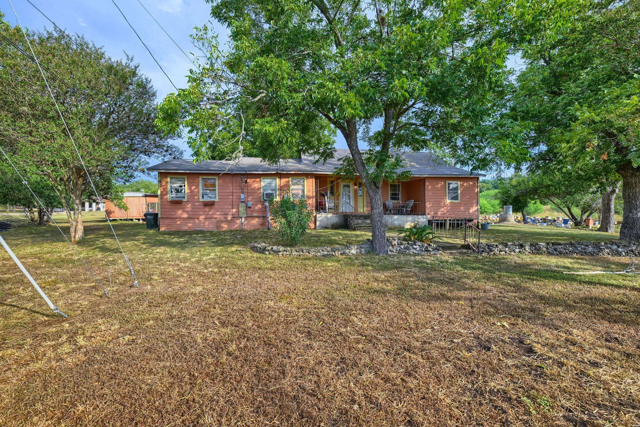 201 Hofheinz ST, San Marcos, TX 78666