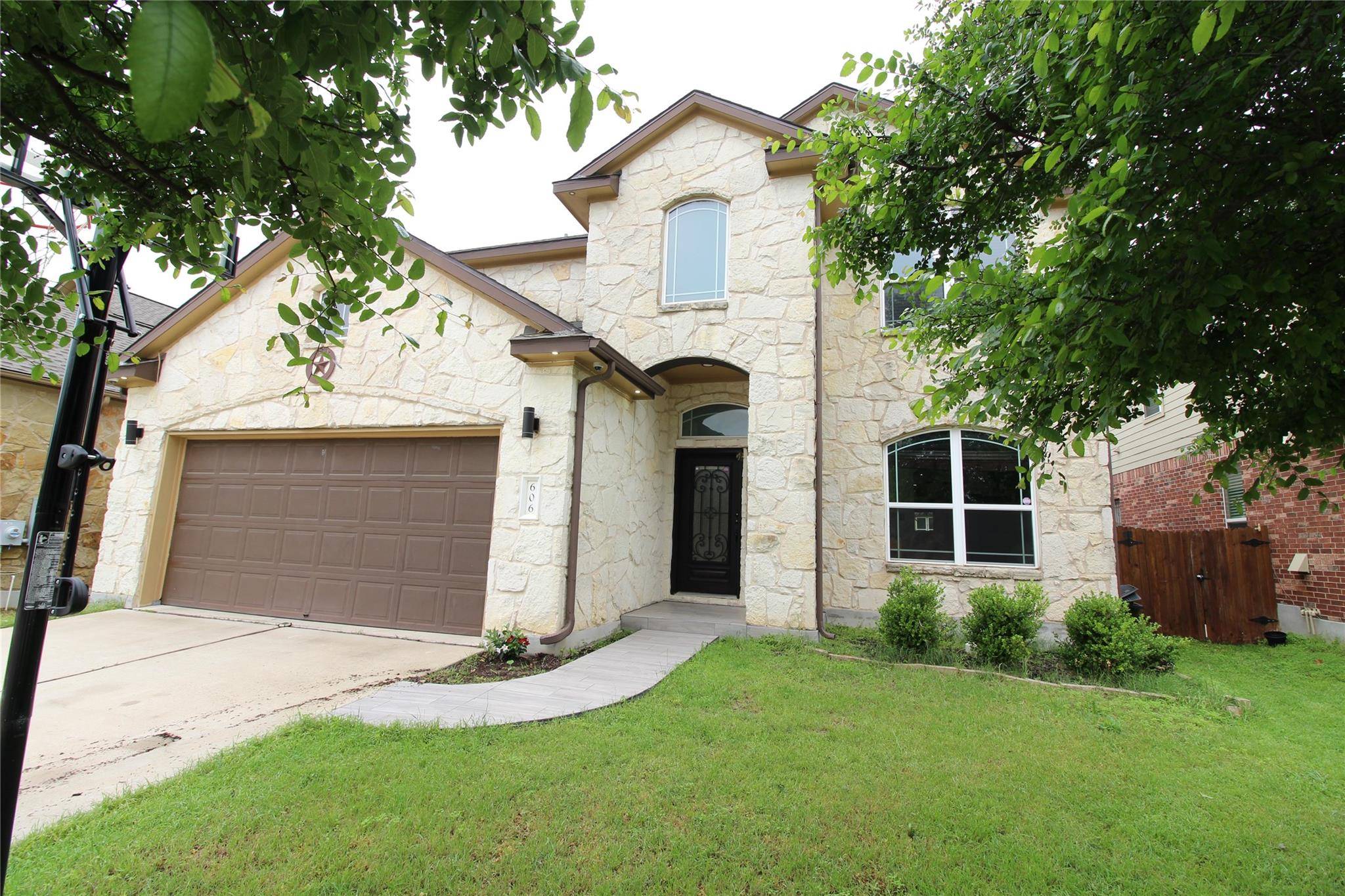 606 Spanish Mustang DR, Cedar Park, TX 78613