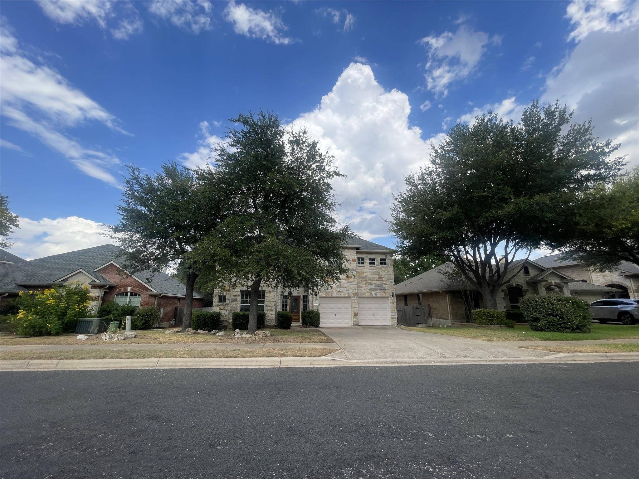 4323 Angelico LN, Round Rock, TX 78681