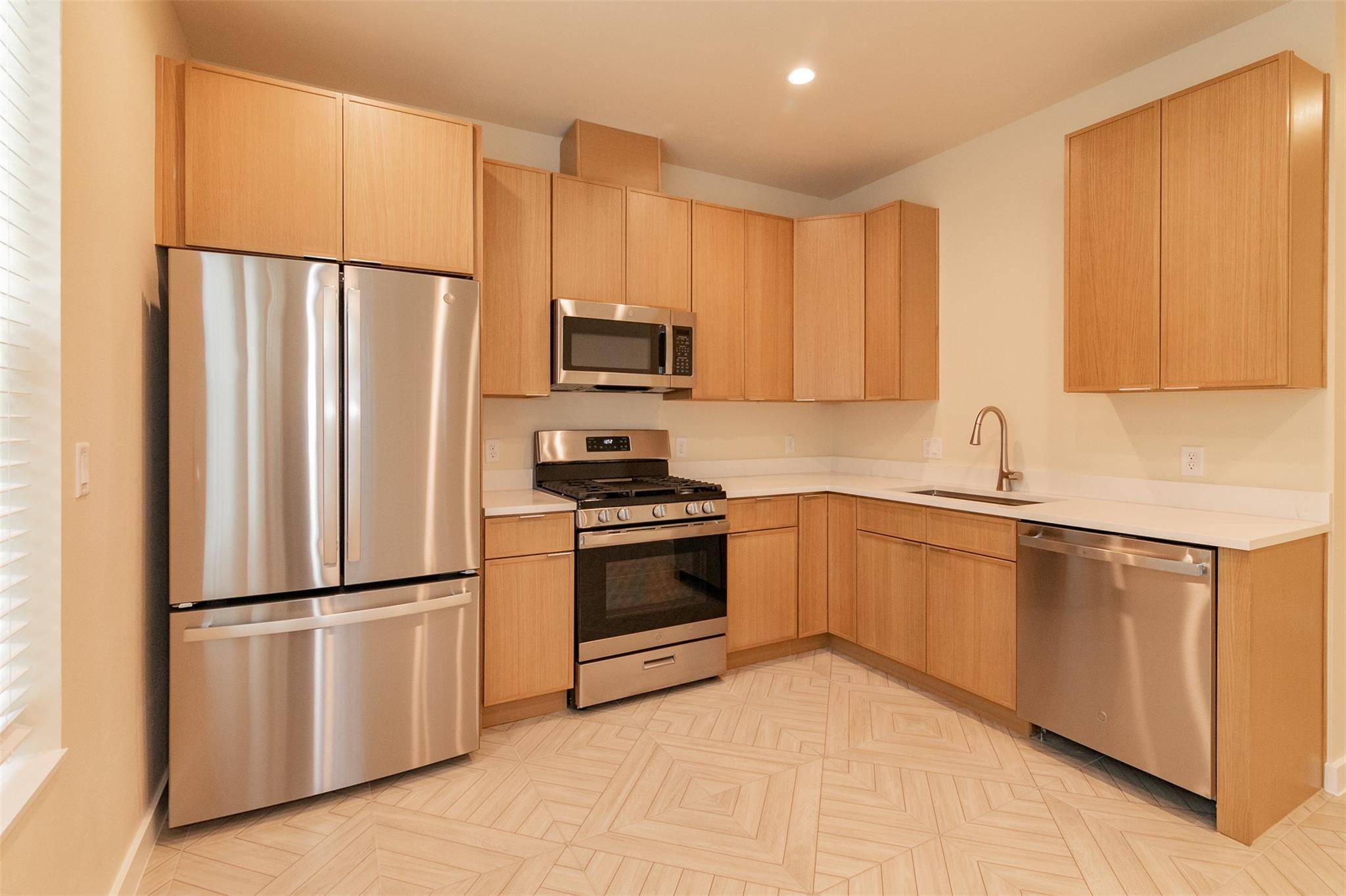 1012 W Milton ST #2A, Austin, TX 78704
