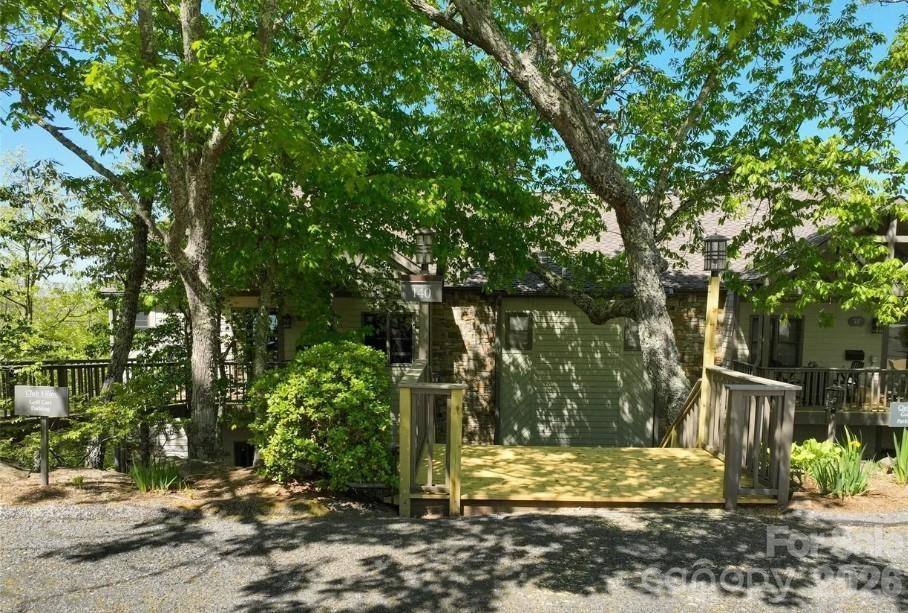 140 Slickrock RD #F3, Burnsville, NC 28714