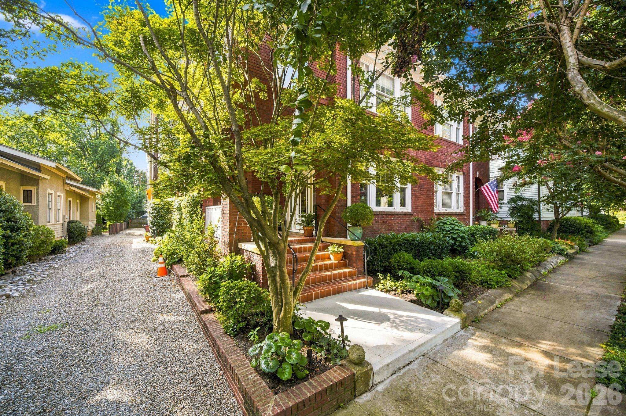 1621 Lyndhurst AVE, Charlotte, NC 28203