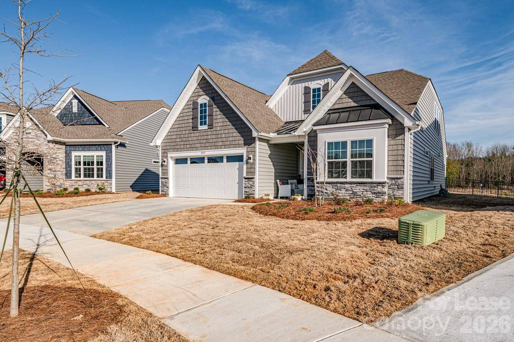 10109 Wesleyan Hall DR, Charlotte, NC 28273