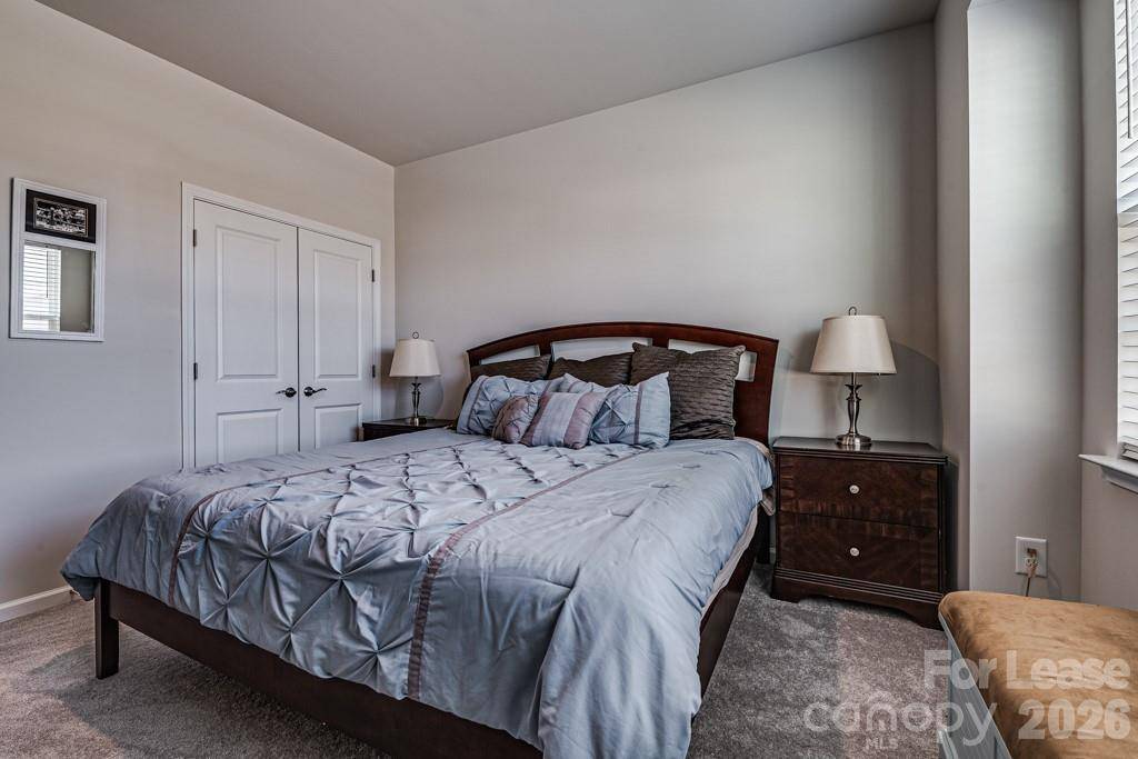 10109 Wesleyan Hall DR, Charlotte, NC 28273