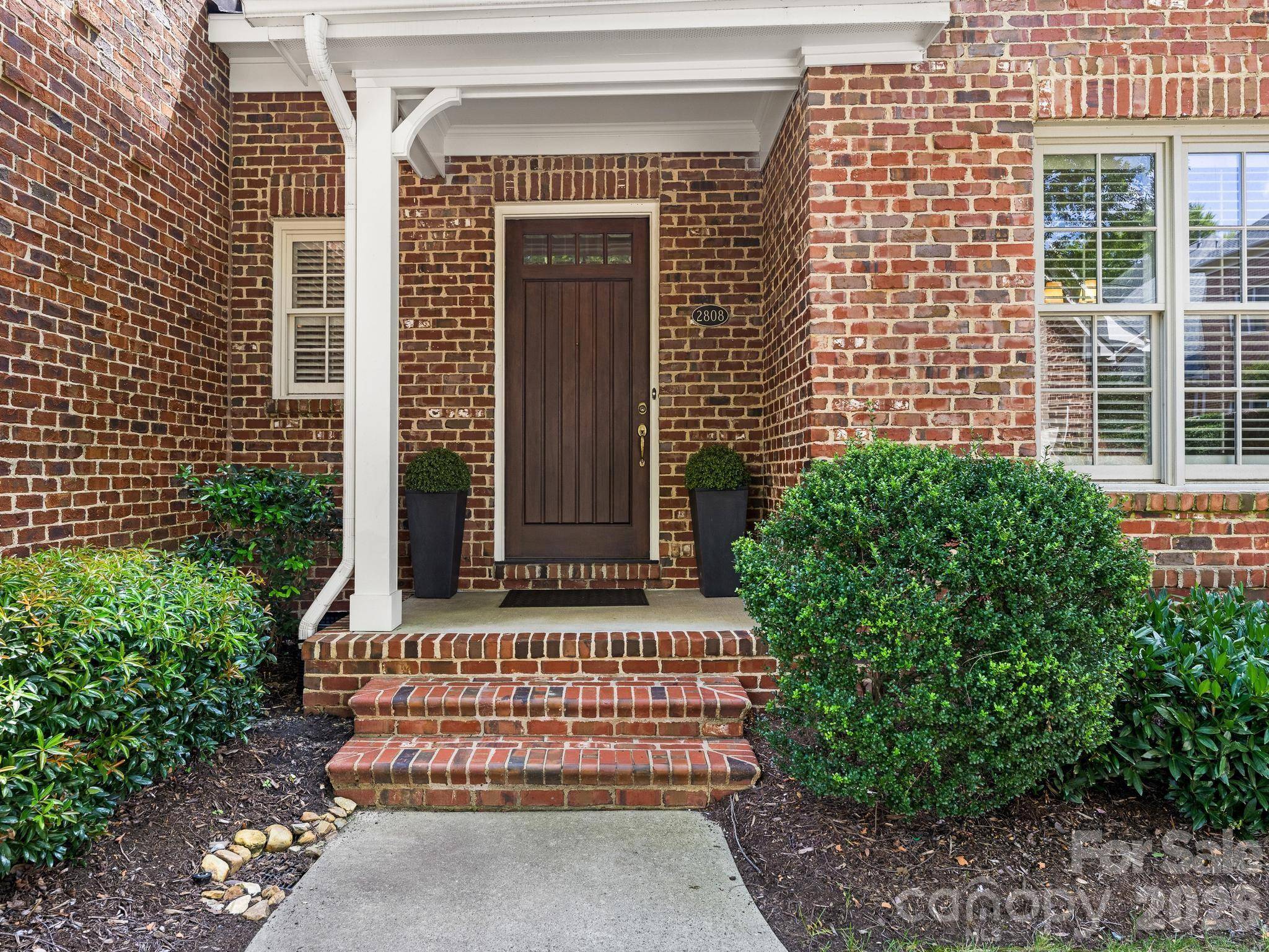 2808 Gablestone WAY, Charlotte, NC 28207