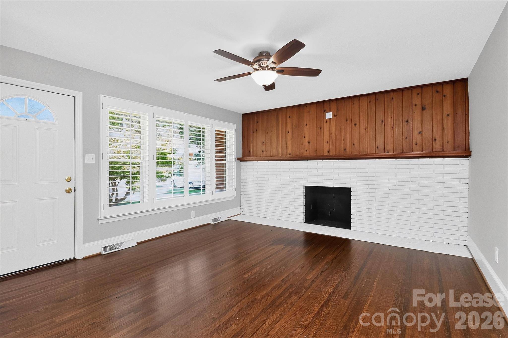 4920 Raymond PL, Charlotte, NC 28205