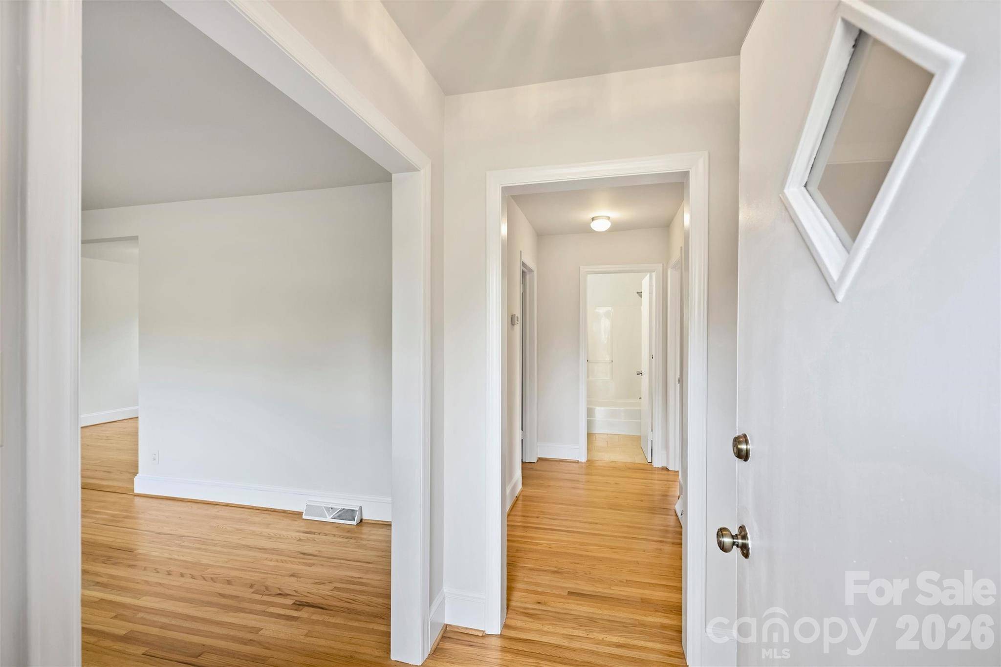 9436 Glen Brook DR, Charlotte, NC 28215