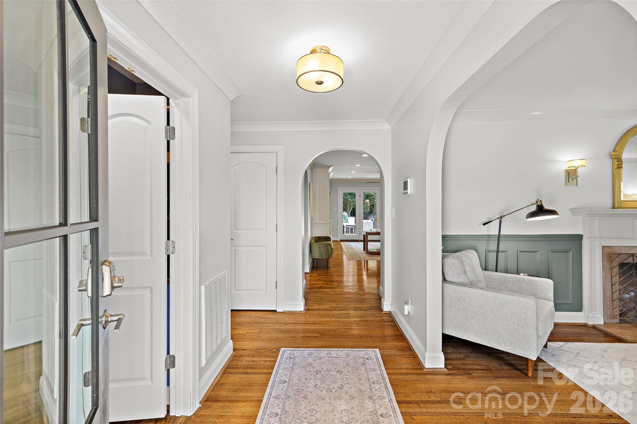 3615 Pickwick LN, Charlotte, NC 28211