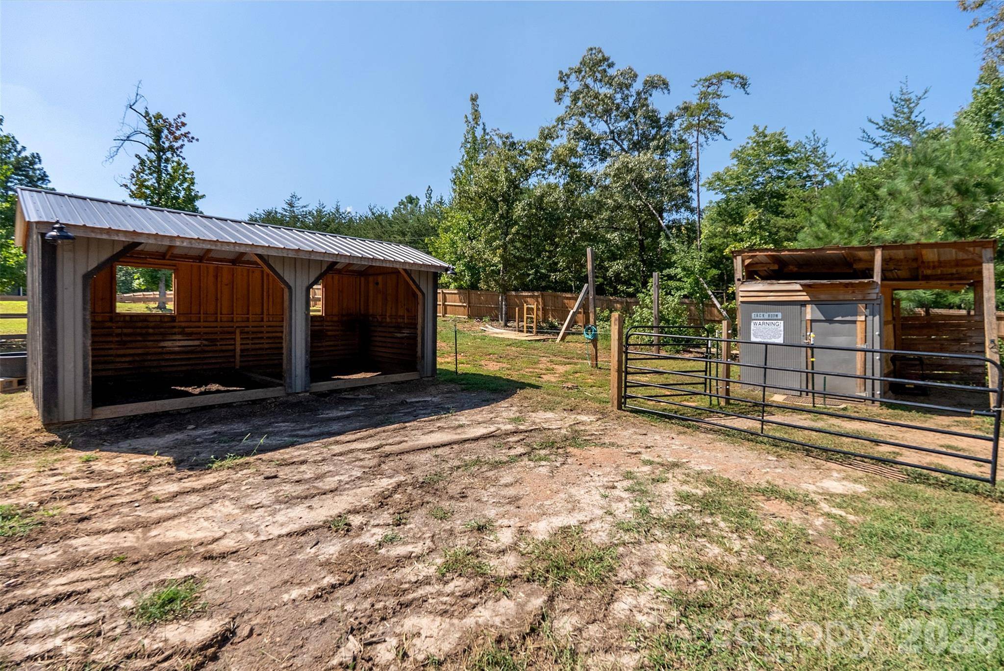316 Oak Grove RD, Landrum, SC 29356