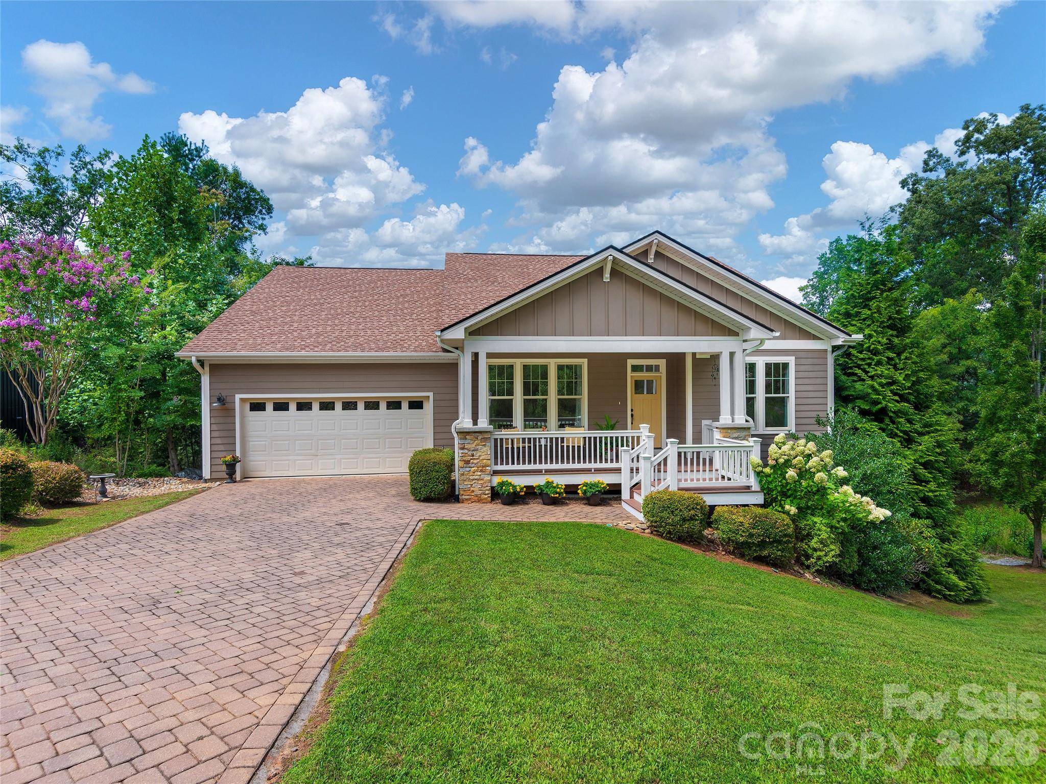 91 Greenwells Glory DR, Biltmore Lake, NC 28715