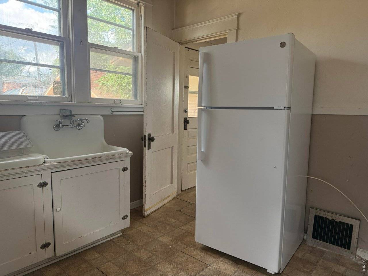 1125 10th, Greeley, CO 80631