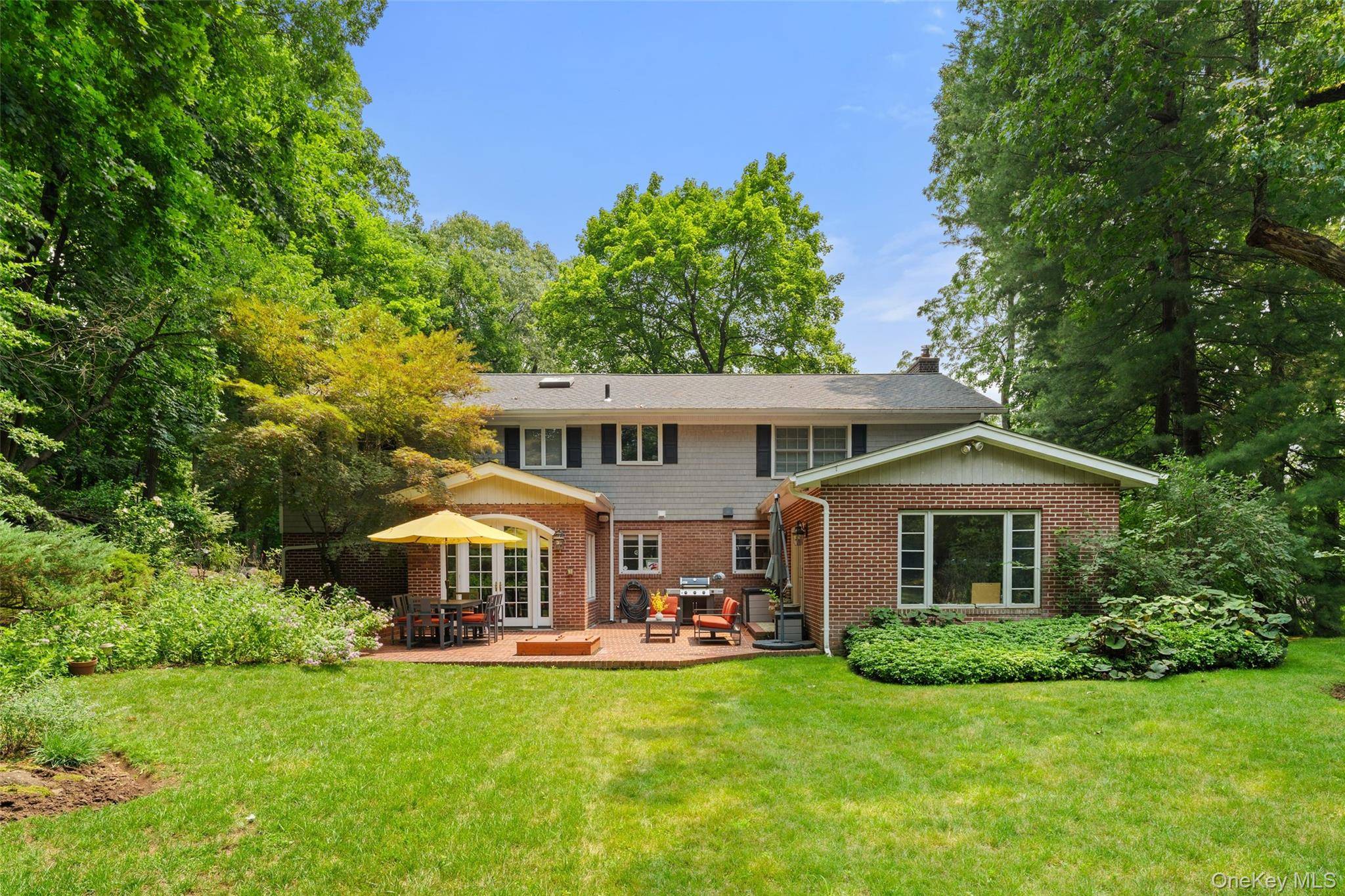 22 Park AVE, Ardsley, NY 10502