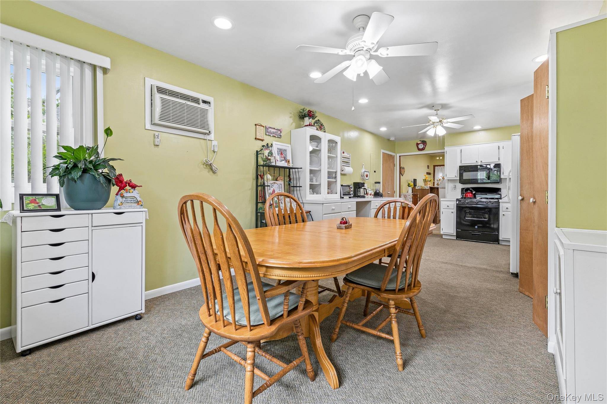 62 Sharp ST, Patchogue, NY 11772