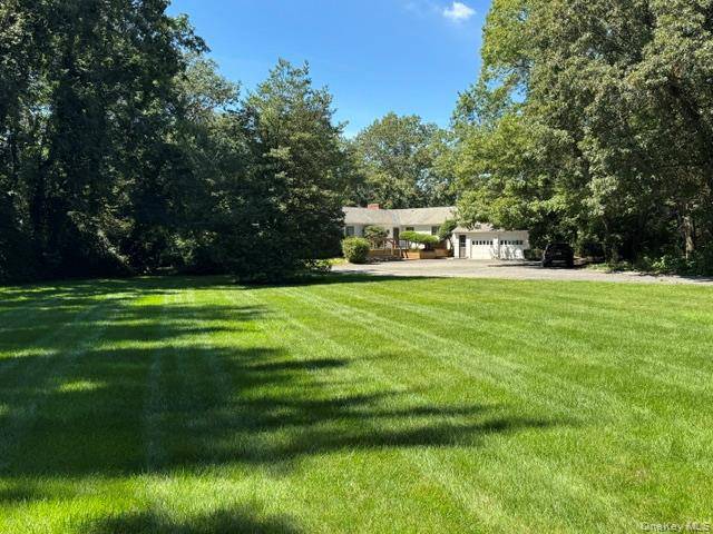 3 South RUN, Cold Spring Harbor, NY 11724