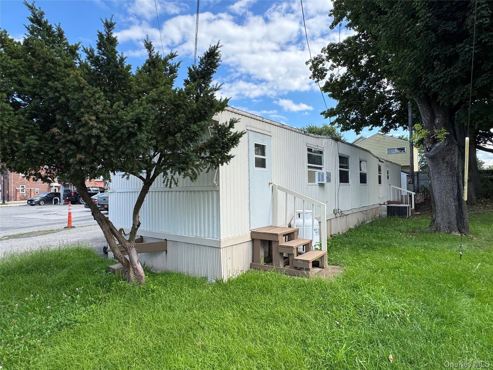 149 Schryver ST, Esopus, NY 12429