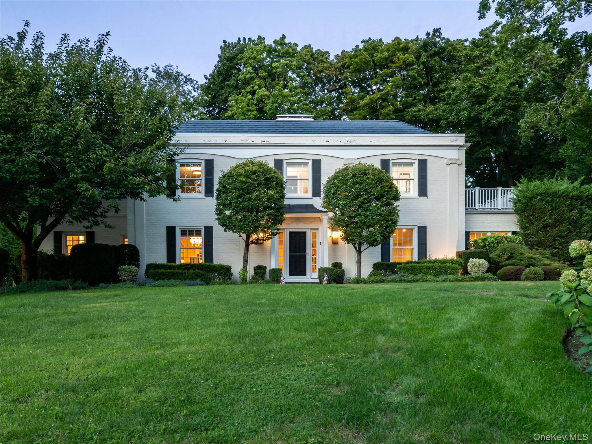 140 Remington RD, Manhasset, NY 11030