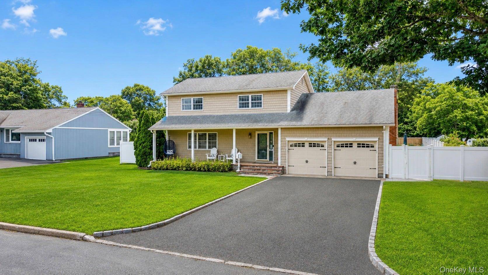 282 6th AVE, Saint James, NY 11780